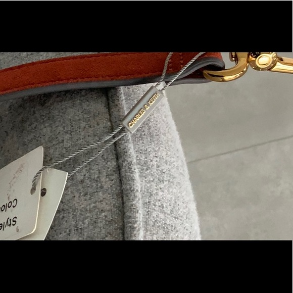 Blue and Rust Ruffle Top - Picture 5 of 5